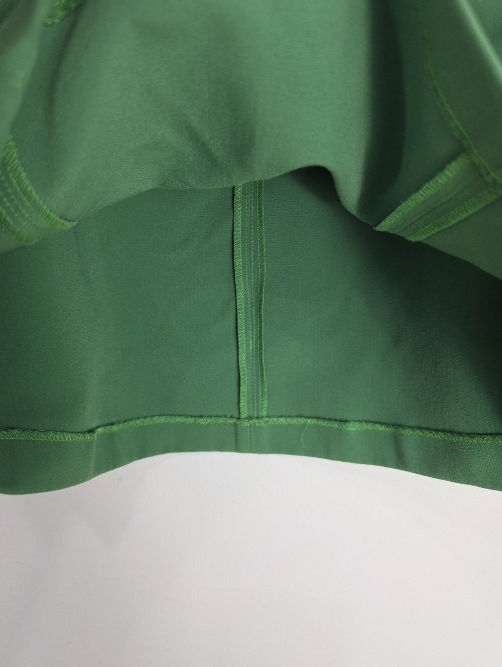Dynamite Kelly Green Mini Skirt - Picture 4 of 9